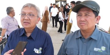 Jajaran Kemenkop UKM RI Kunjungi Sentra Kulit Sukaregang dan Rumah Produksi Bersama